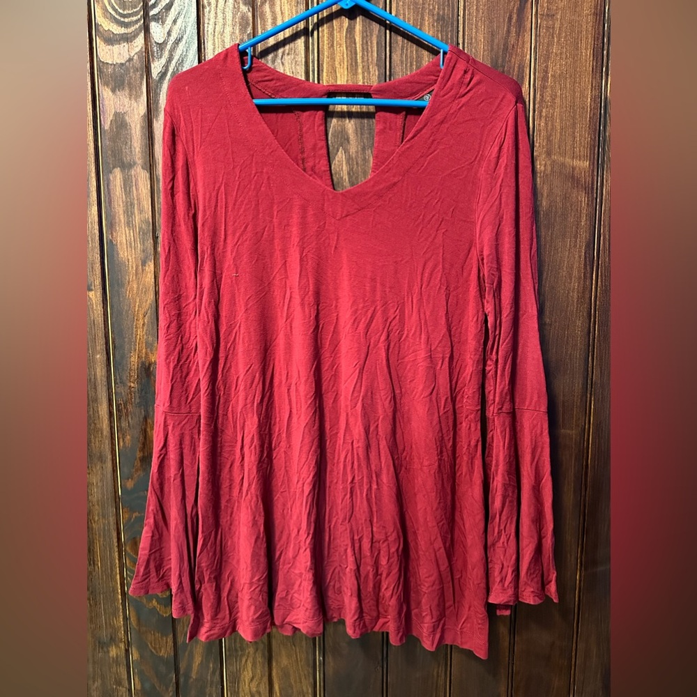 NWOT Versona Top